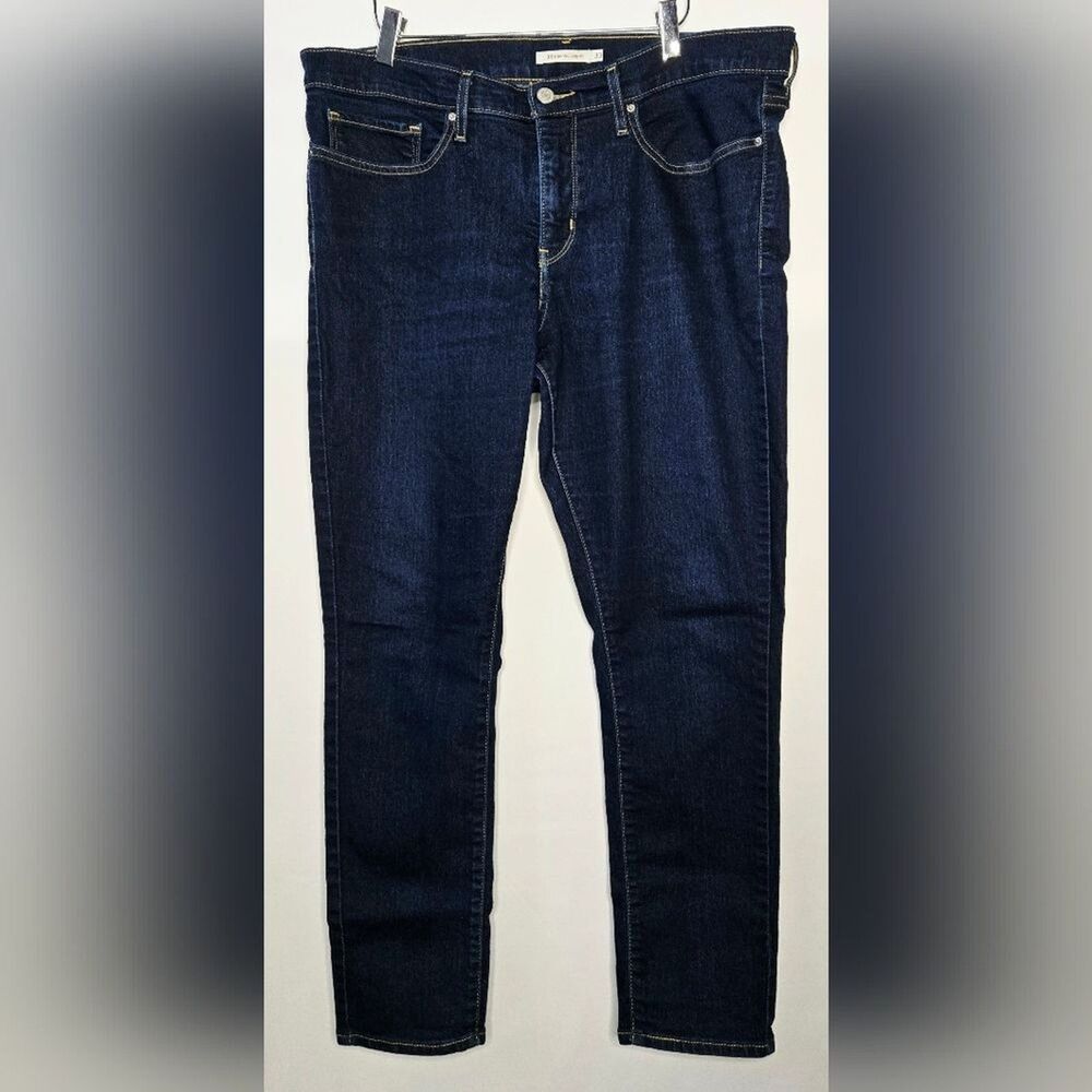 Women's Levi's 311 Shaping Blue Jeans Skinny Women's Size 33
